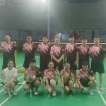 Din-Tek badminton team